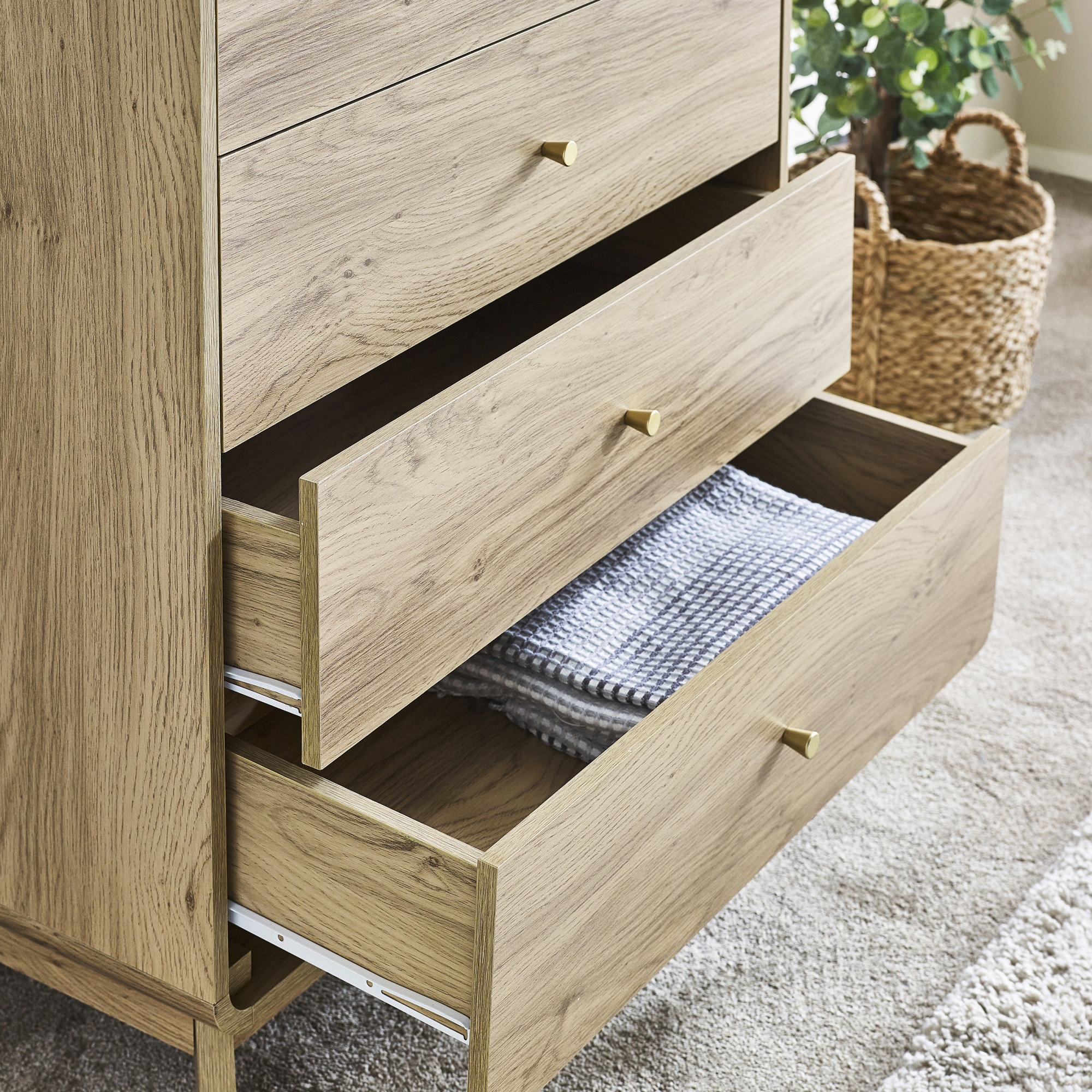 Freya 5 Drawer Chest | MFI