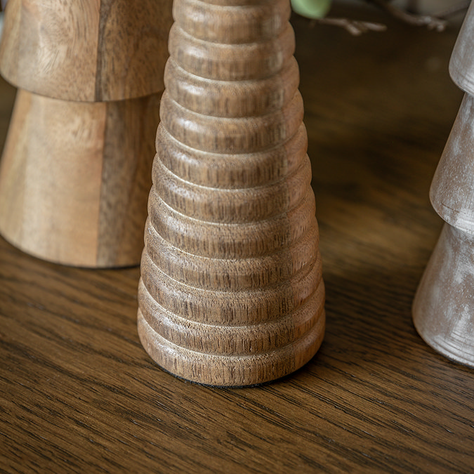 Wooden tree ornaments