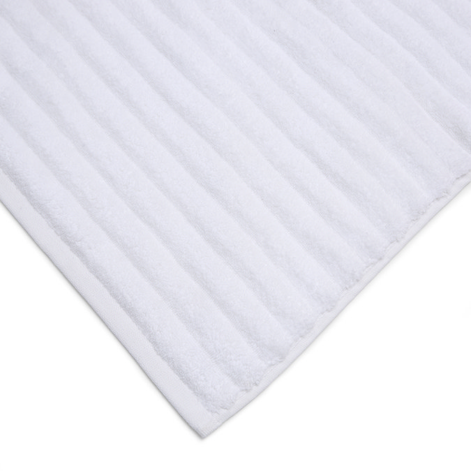 zero twist white towel image 