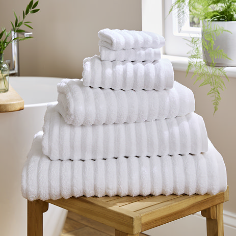 zero twist white towel image