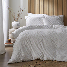 Zig Zag  Tufted Duvet Cover Set - White main image