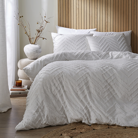 Zig Zag  Tufted Duvet Cover Set - White main image